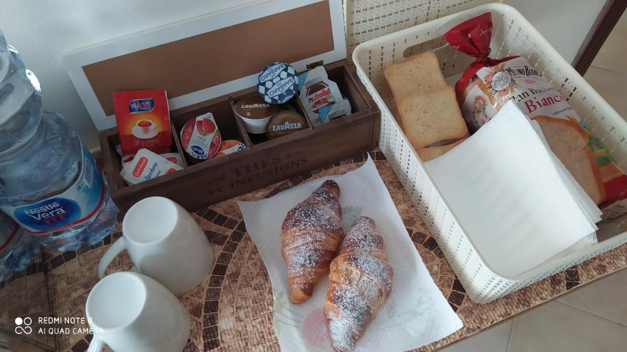 Room&breakfast Acquaviva Acquaviva Platani Quarto foto