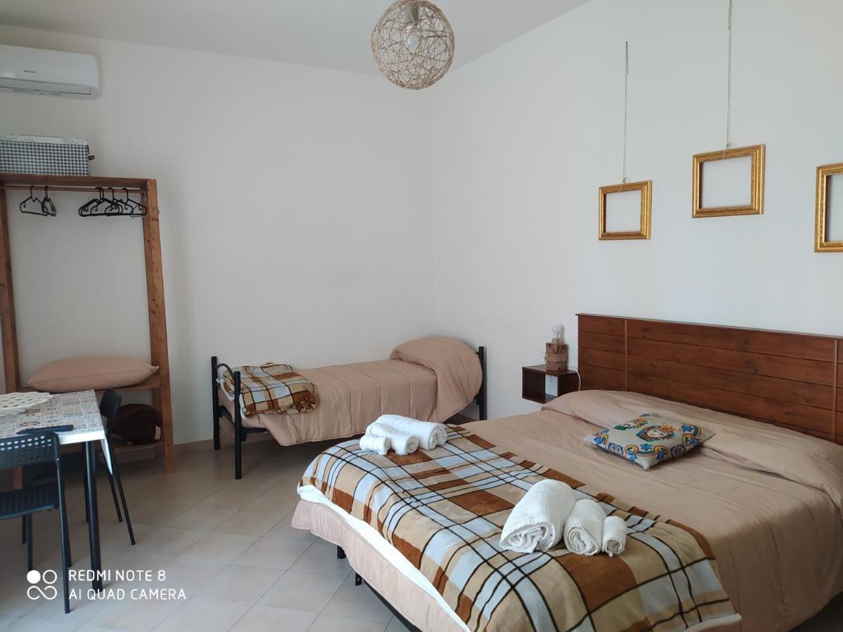 Room&breakfast Acquaviva Acquaviva Platani Exterior foto