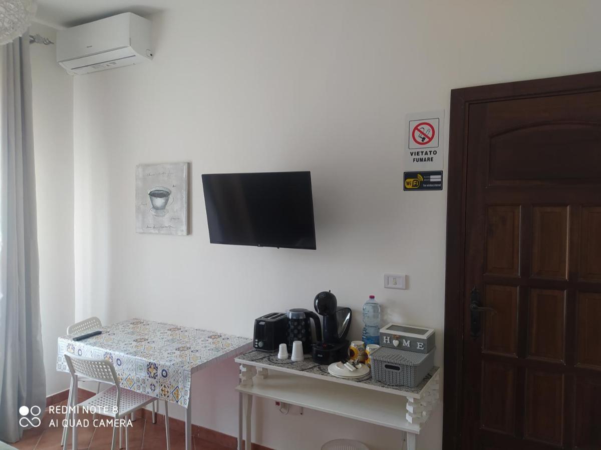 Room&breakfast Acquaviva Acquaviva Platani Exterior foto
