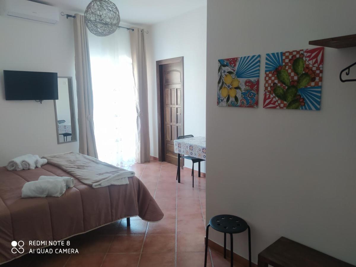 Room&breakfast Acquaviva Acquaviva Platani Exterior foto