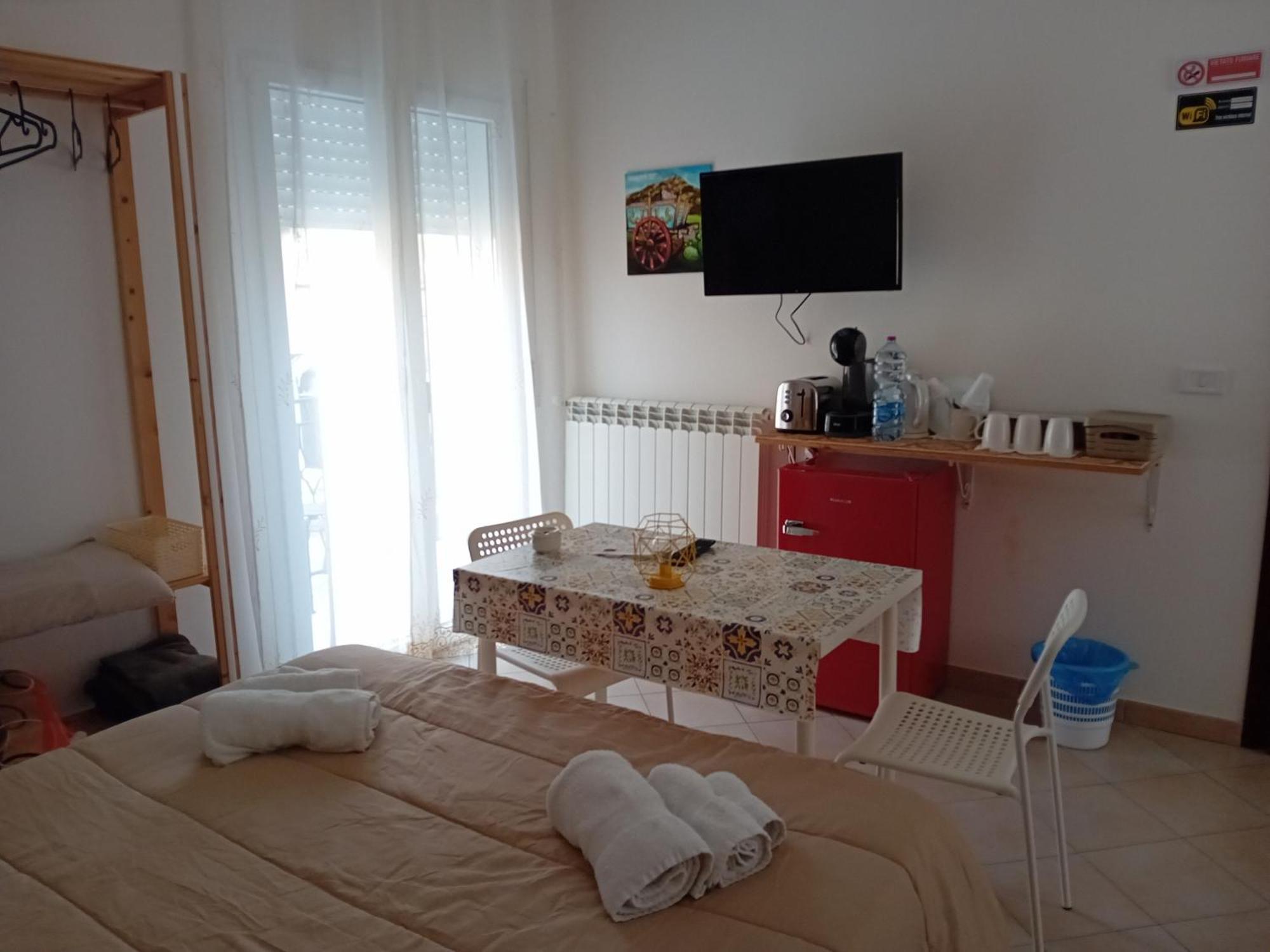 Room&breakfast Acquaviva Acquaviva Platani Exterior foto